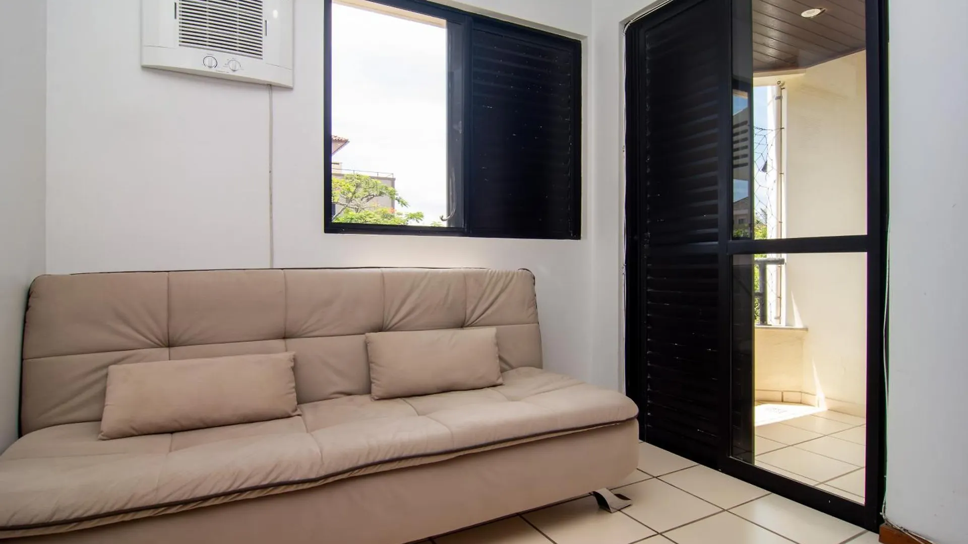 250M Da Praia Na Rua Dos Lordes, Ingleses Nu2551 Florianopolis